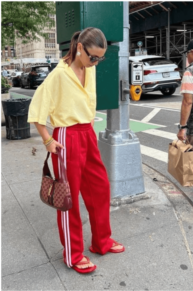 look color block jaune et rouge
